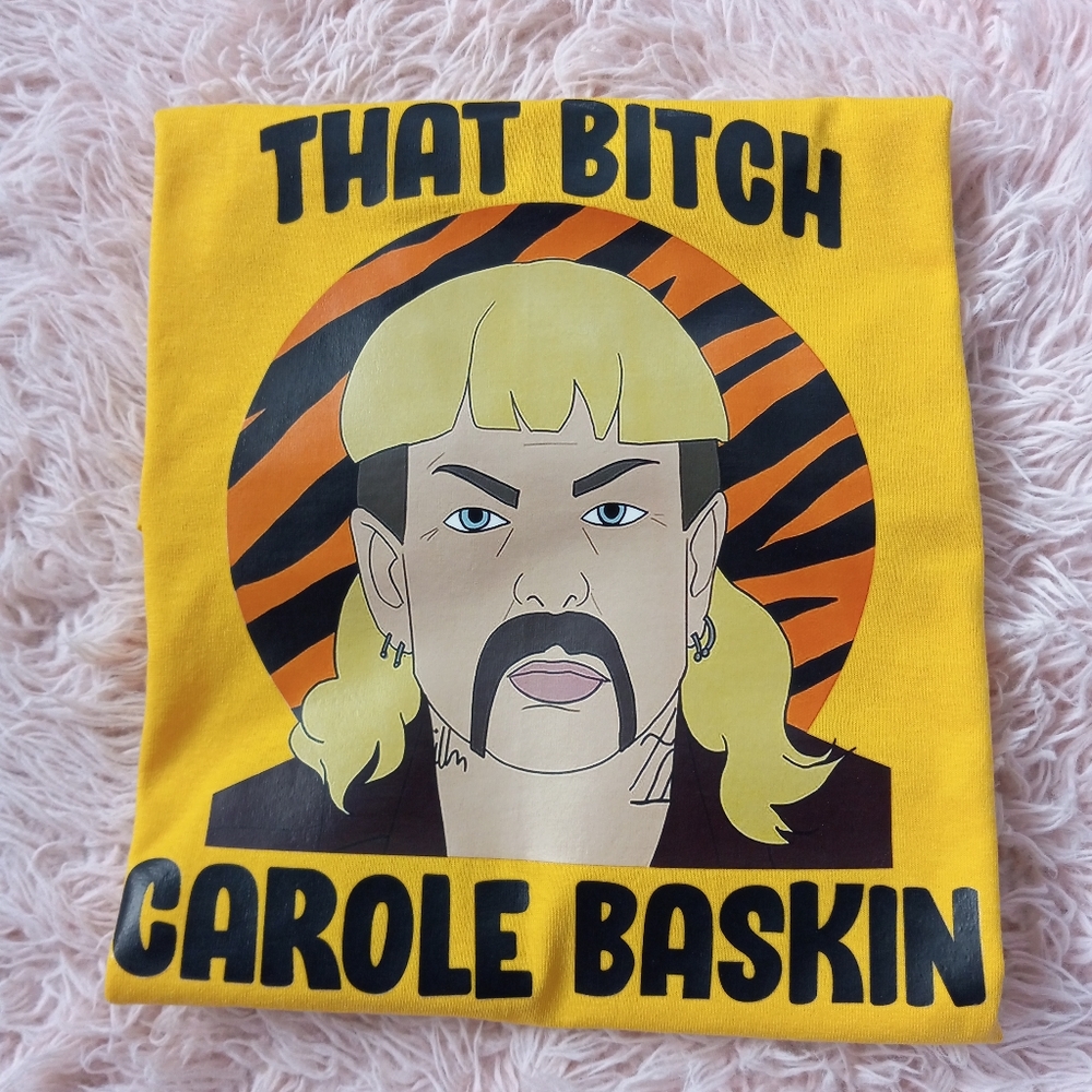 😵Joe exotic🐯 ooak nwot custom meme tee! Carole Baskin did it! Lmao! ☠ - Picture 6 of 9